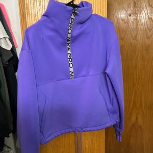 Nike crop top Size M